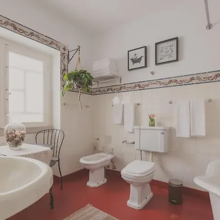 The With Pool Lisboa