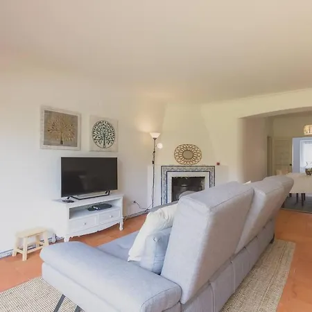 Сasa de vacaciones The With Pool *